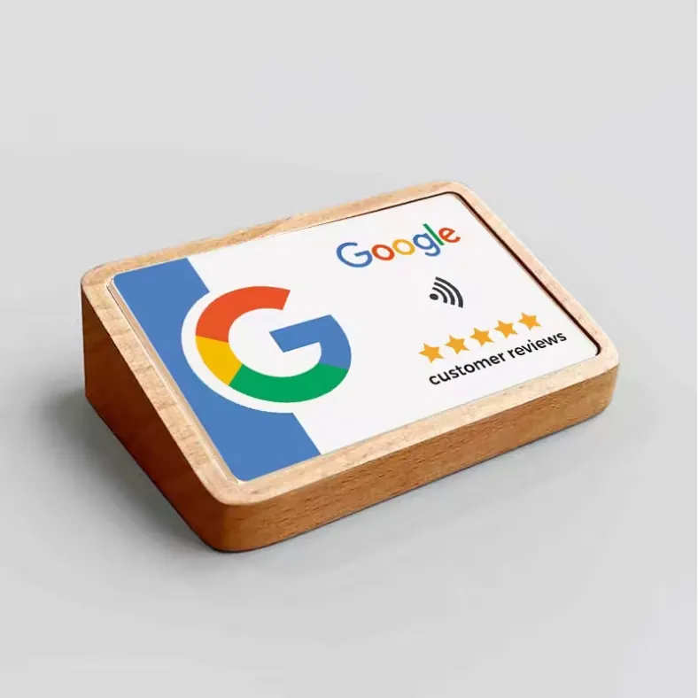 Placa de reseñas de madera con NFC y QR personalizado – imagen 1