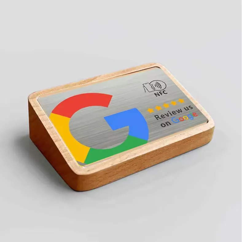 Placa de reseñas de madera con NFC y QR personalizado – imagen 3